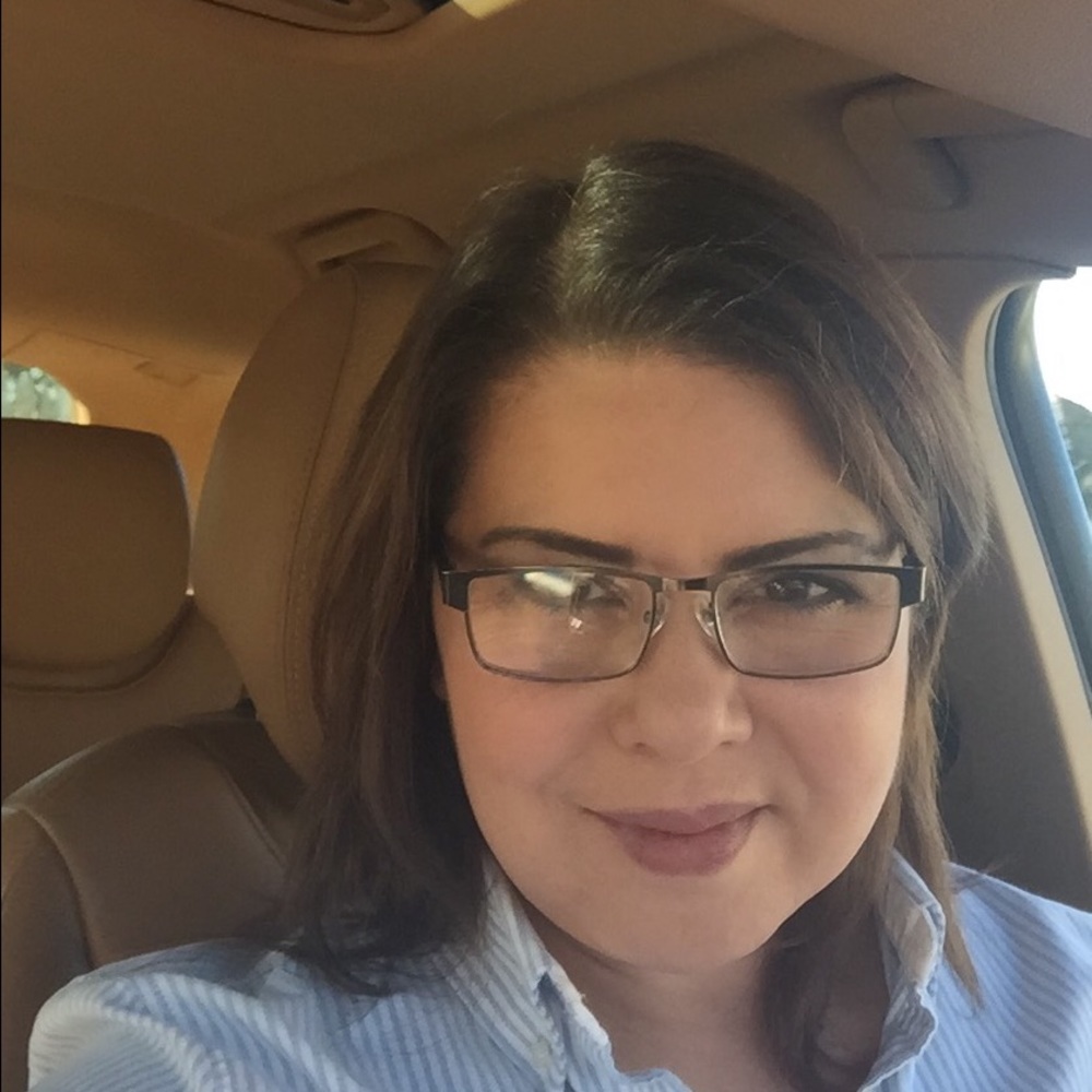 Meet your Posher, Eva